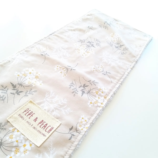 Burp Cloth - Dainty Beige Flowers